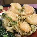そばの神田東一屋 - えびかき揚げに着目する。