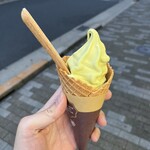 ミニストップ - シャインマスカットソフト　356円