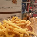 カフェアンドフード エルディーケー - 