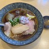 地鶏と伊勢海老 中華そば 兜