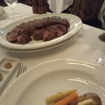 AKARENGA STEAK HOUSE - 