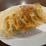 東京餃子軒 - 料理写真:本場「点心師」による手作り餃子！