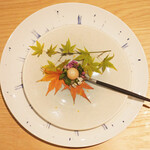 ラ・グランド・メゾンTOKYO - ランチコース 7865円 の利尻昆布の出汁ボール