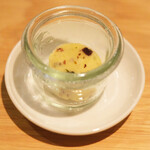 ラ・グランド・メゾンTOKYO - ランチコース 7865円 のフランスのブルターニュ産の海藻バター