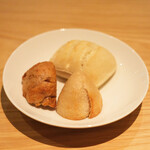 ラ・グランド・メゾンTOKYO - ランチコース 7865円 のパン3種類