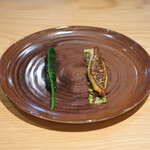 ラ・グランド・メゾンTOKYO - ランチコース 7865円 のスズキの鱗焼と3種類のスズキの料理