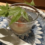 虎白 - じゅんさいとソーダとスイカ 斬新な組み合わせ