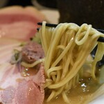らぁ麺 飛鶏 - 地鶏白湯そば（特上＋地鶏そばのチャーシュー＋煮卵）