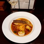 欧風食堂トーマ - 本日の魚 海老 帆立のソテー 2200円