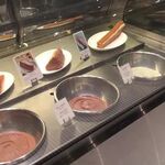 100% Chocolate Cafe. - 