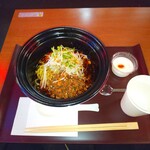 担担麺や 天秤 - 担担麺醤油味5辛