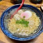 串焼キ カメチヨ・シャルボン - 地鶏と鰹の中華そば