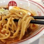 蒙古タンメン中本 - 麺アップ
