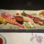 なだ万 - 連れの鮨８貫