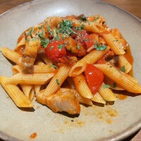 ピッツェリア&トラットリア ゴンゾ 目黒店 - アイコトマトのペンネアラビアータ  1,480円