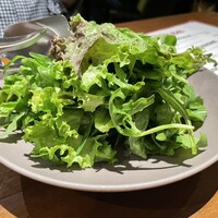 ピッツェリア&トラットリア ゴンゾ 目黒店 - ルッコラセルバチコのグリーンサラダ 1,080円