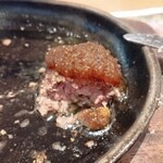 ブロンコビリー - ソースも一口だけお試し