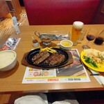 ブロンコビリー - 料理が揃いました～