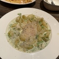 grigio la tavola - 