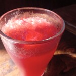 ブルチャーク - ドリンク写真:春限定ブラッドオレンジのサワー