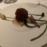 ラ・ブランシュ - 3種蕪のロースト、甘鯛、蕪のソース、奈良のゆべし