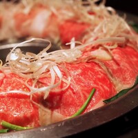 肉匠 とろにく 恵比寿店 - 鍋物、松坂豚とA5黒毛和牛赤身　肉炊き鍋