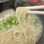 長浜ラーメン力 - 極細ストレート、カタ