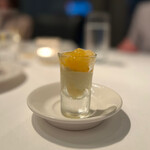 オザミトーキョー - ◯AVANT DESEERT／アヴァンデセール
      …甘夏のコンポートとバニラのアイスクリーム。