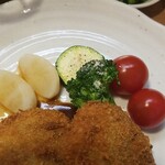 キッチン ブルー グローブ - 備え付け野菜のアップ