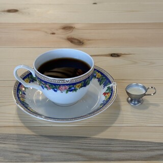 ギャラリーカフェ 華々_1