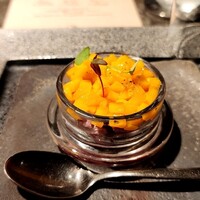 焼肉 思食 - マンゴーと生肉