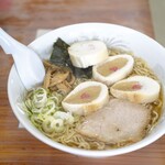 いぶき - あっさり醤油ラーメン大盛り＋お麩増し。