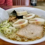 いぶき - あっさり醤油ラーメン大盛り＋お麩増し。
