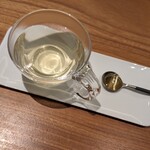 真白 - スプーンの上には蜂蜜、途中で加えて楽しみました