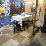 長者町立ち飲み やいちゃん - 店内から見たテラス席