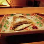 日本料理FUJI - ◯豆鯵の唐揚げ　藤枝産玉取茸のおかき揚げ 醤油麹と共に