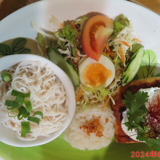 Warung tropis_1