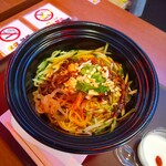 担担麺や 天秤 - 四川涼麺棒棒鶏