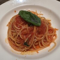 grigio la tavola - 