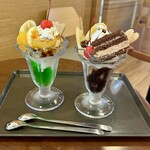 サンマルクカフェ - 料理写真:プリンアラモードとクリームソーダ風ゼリーのレトロパフェ & チョコケーキとバナナのチョコレートパフェ