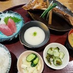 海鮮食堂 つなや - 満足定食
