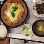 オリンピックナショナルゴルフクラブ EASTコース レストラン - 