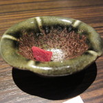 秋田牛玄亭 - 口直しの梅干し