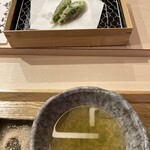 握りのはやし - オクラの天ぷら