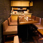 酉の - テーブル席