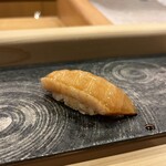 鮨 大門 - サクラマス漬け。春ならではの旬のネタ！ちょ、それにしても脂のノリが凄い。関西人からは信じられないビジュです✨