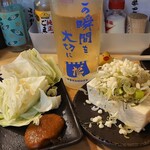 やきとんだいだら - キャベツ味噌　と　たぬきヤッコ