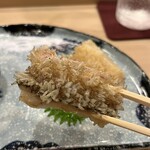 鮨 大門 - パリッパリの鱗の食感が楽しい松笠揚げ。白甘鯛の贅沢ないただき方に感激です(*´ч`*)