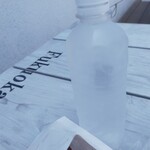 1954 Fukuoka - 水６０円バイ　いつも、レジでフタ空けてもろてると　今日も水空けとくよと何も言わなくてもしていただきましたよ(●´ω｀●)本当いいお店バイ