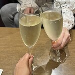 Madre ハーブとスパイス料理のワイン食堂 - 